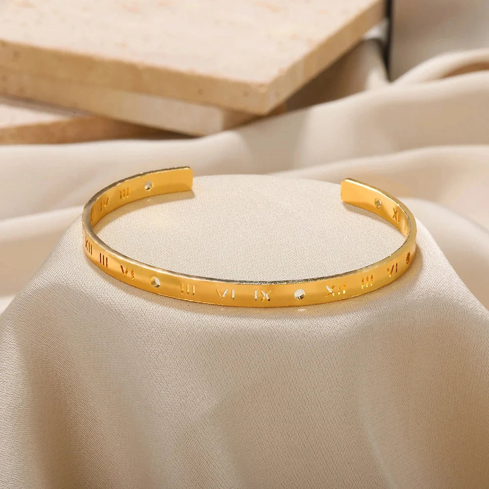 Exquisite Classic Bump Pattern Opening Bangle Bracelet for Women, Gold-Tone Stainless Steel Cuff Bracelet, Jewelry Gift