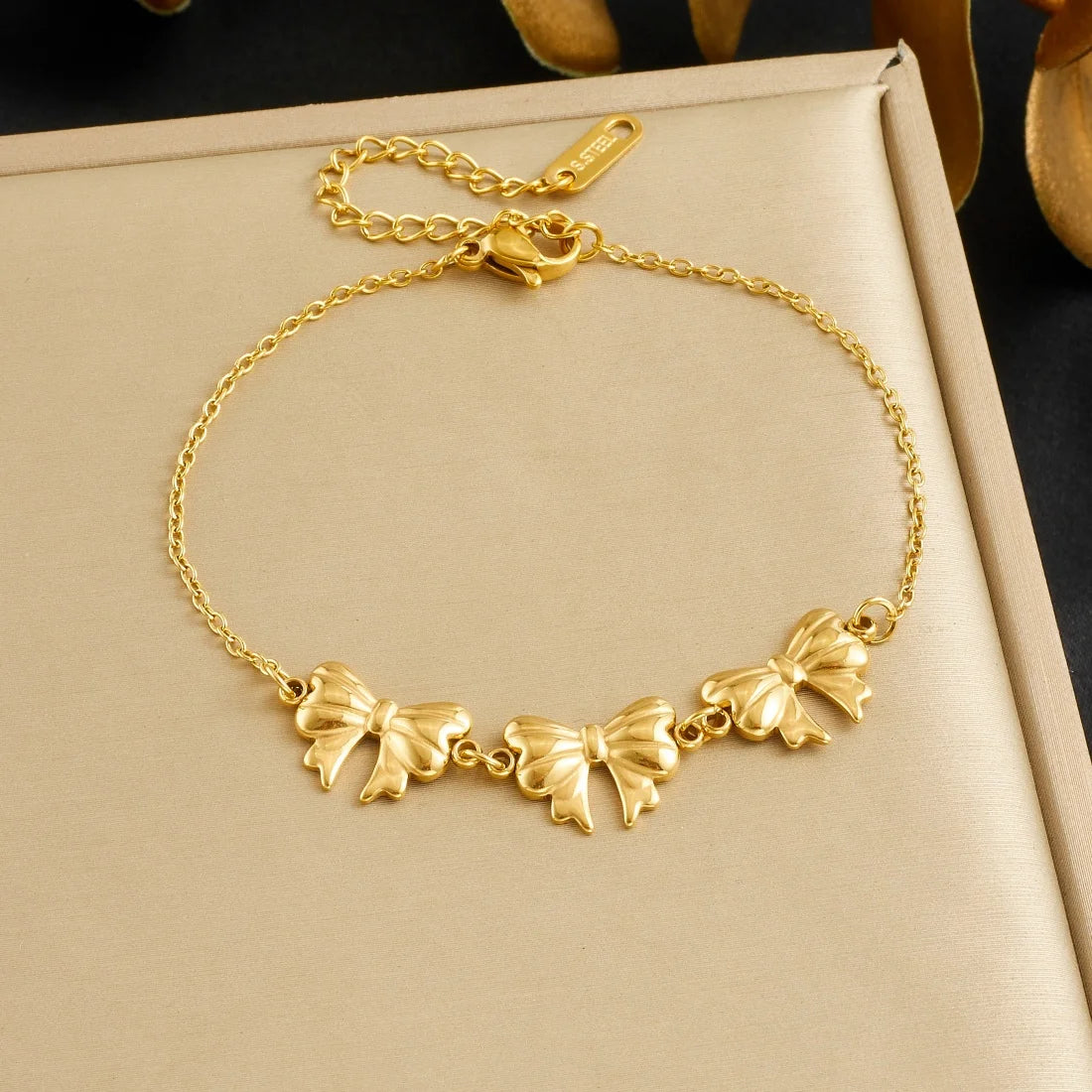 DIEYURO 316L Stainless Steel Golden Heart Geometric Zircon Minimalist Series Bracelet Women's New Waterproof Wrist Chain Jewelry