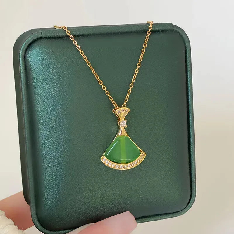New In Light Luxury Zircon Crystal Stainless Steel Necklaces For Women Korean Fashion Sweet Sexy Female Clavicle Chain Jewelry